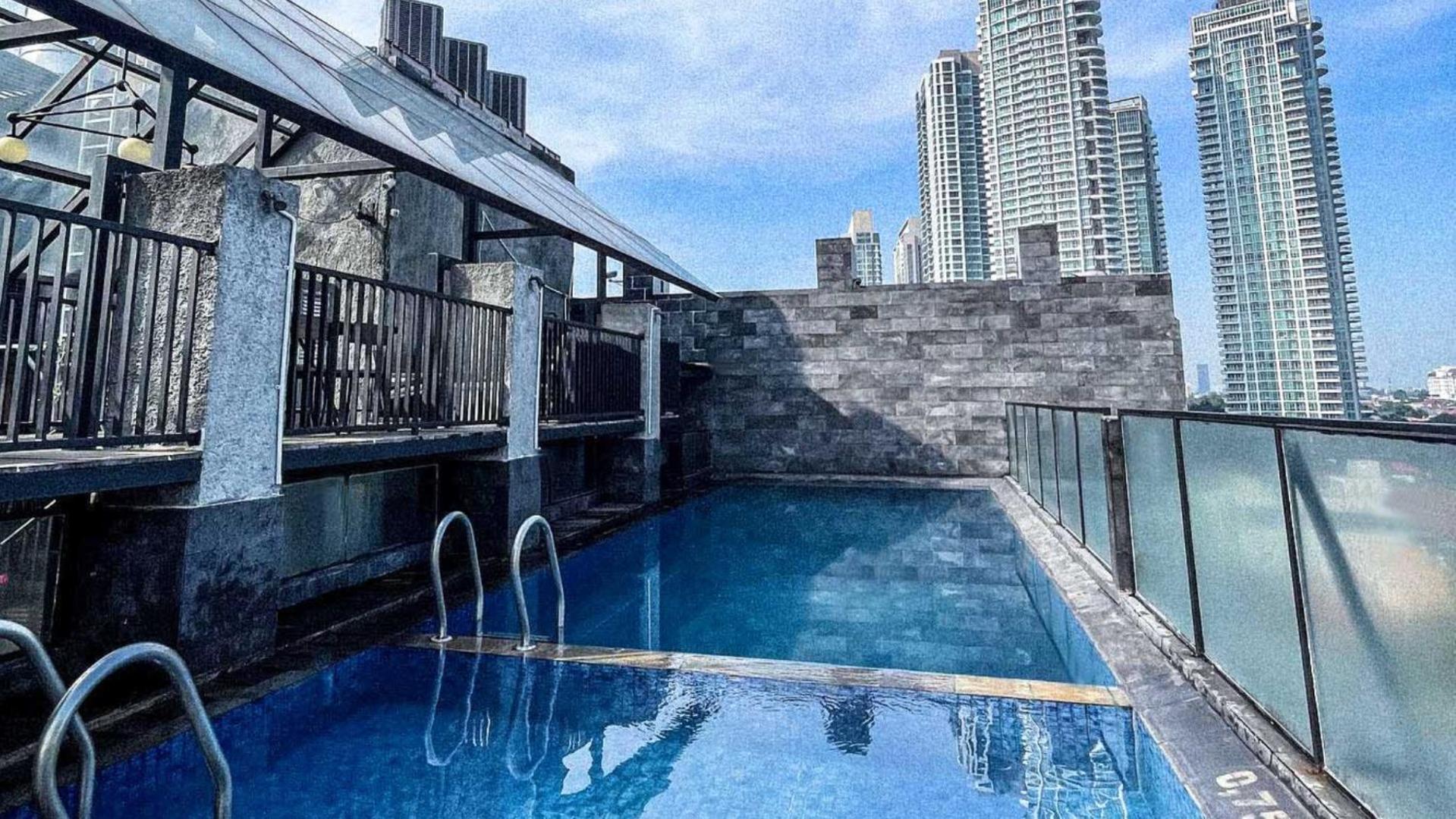 Liberta Hotel Kemang Джакарта Экстерьер фото