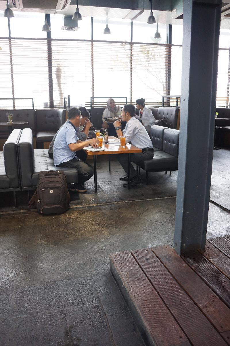 Liberta Hotel Kemang Джакарта Экстерьер фото