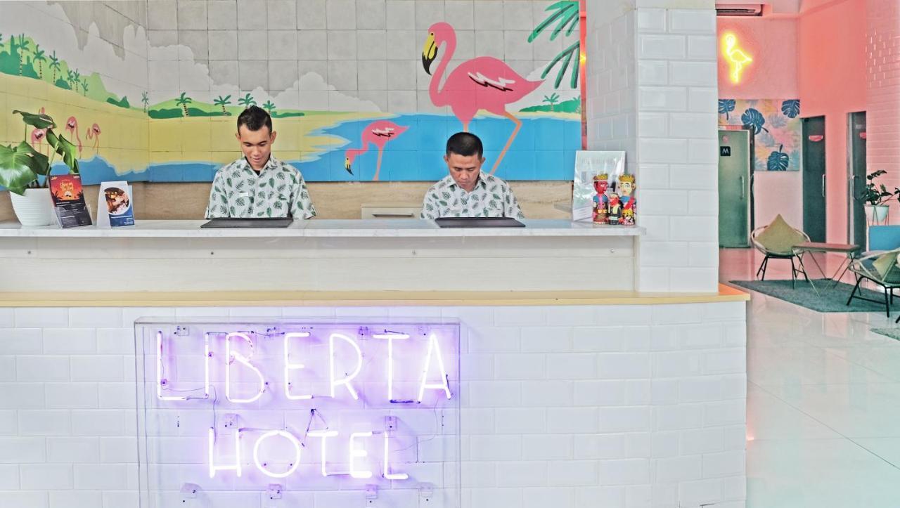 Liberta Hotel Kemang Джакарта Экстерьер фото